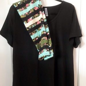 Solid black Xl classic tee and tc leggings